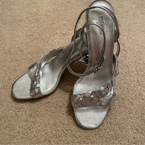 Michael Kors Silver Flower Strappy Heels (size 9)